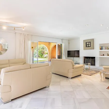 Exclusive El Messidor Villa *